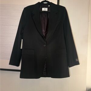 Aritzia Babaton Agency Blazer